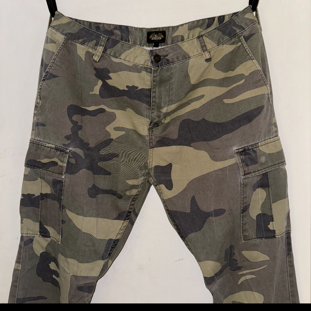 Y2K Loser machine camo cargo pants size 36 waist